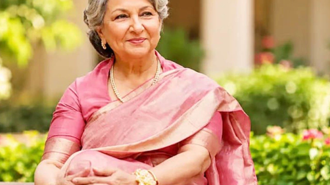 ধূমপান না করেও ফুসফুস ক্যানসারে আক্রান্ত শর্মিলা, কেন?
